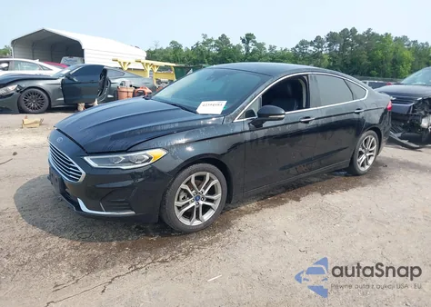 2019 Ford Fusion Sel z USA, uszkodzony, nr VIN 3FA6P0CD4KR118890